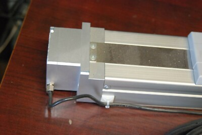 IAI Corporation RCP2-SA7C-I-56P-8-200-P1-X06-BL, 200mm  Linear Actuator,   New
