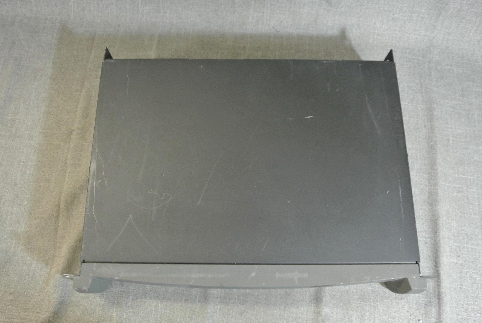 CROWN 4002 XTi SERIES STEREO AMPLIFIER (243565-1 MTN)