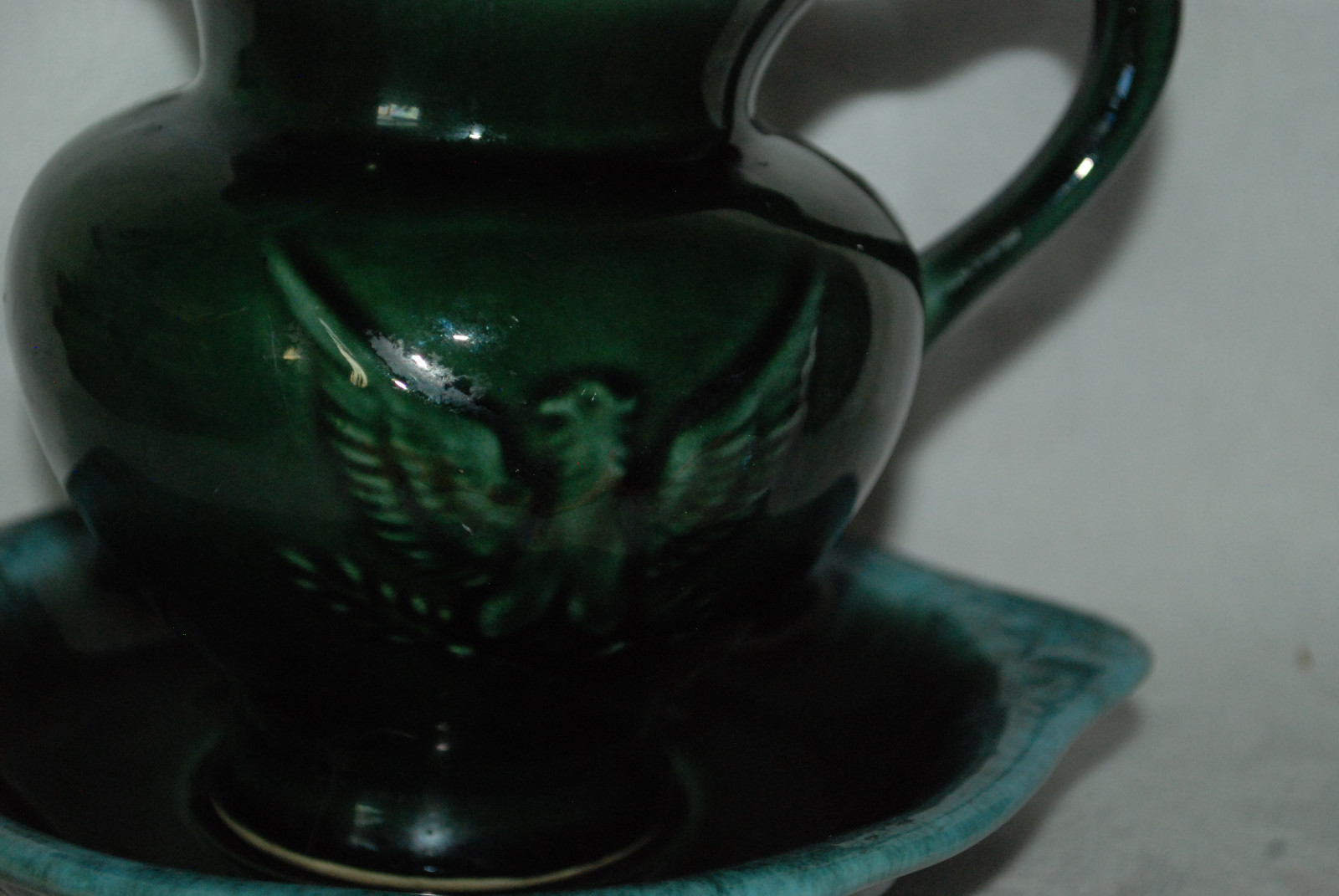 VINTAGE HULL GREEN PITCHER AND BOWL  WITH EAGLE