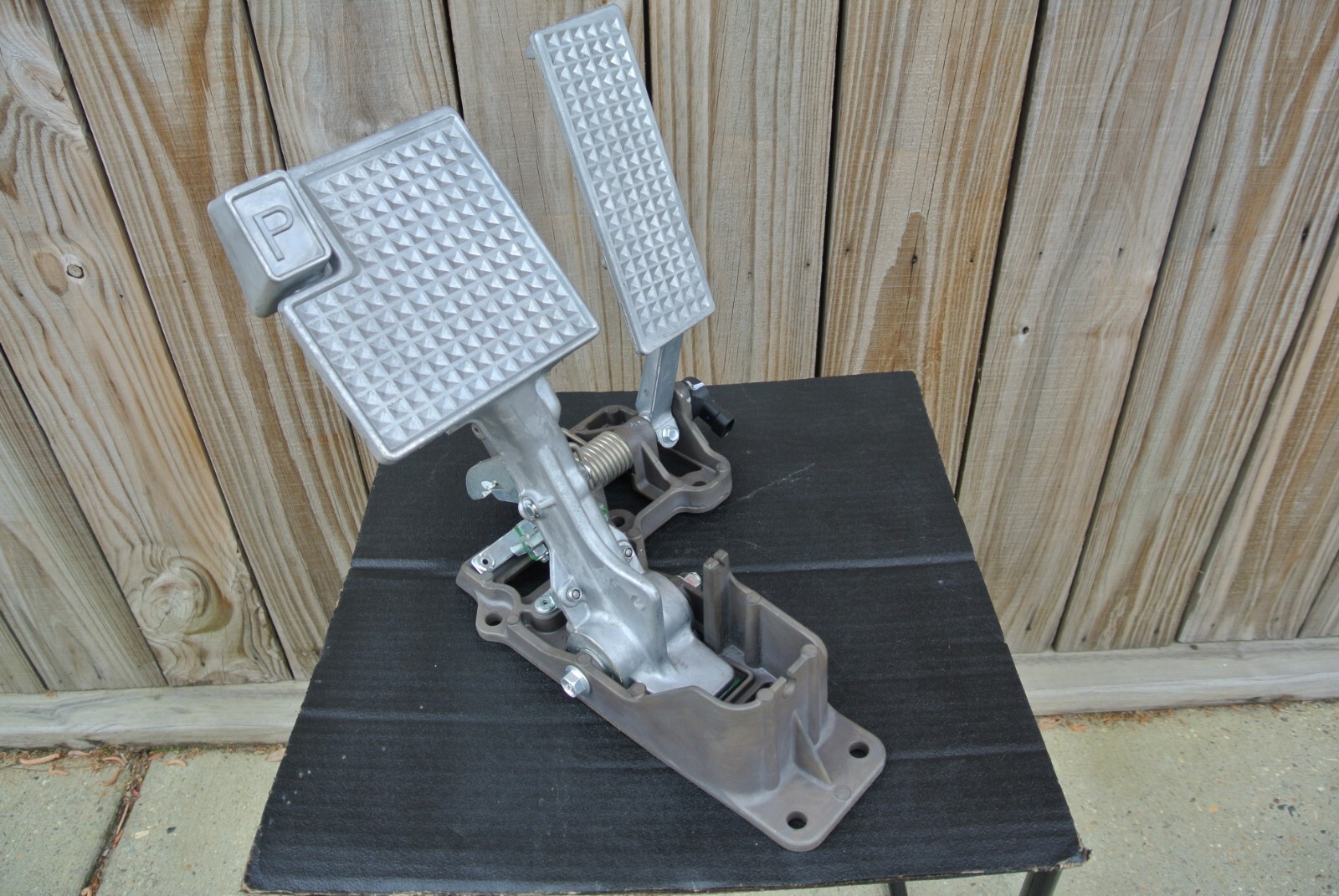 Pedal Assembly, Yamaha Golf Cart, Genuine OEM Yamaha Parts Pedal Assembly, Yamaha Golf Cart, Genuine OEM Yamaha Parts