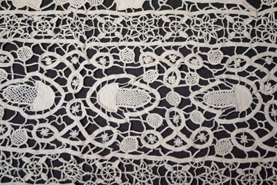 Antique Italian Figural Placemats Set Of 17 Point De Venise Lace Needlelace