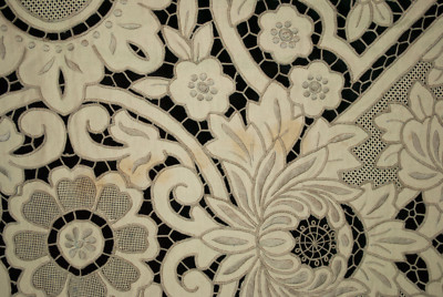 Vintage Embroidered Lace Tablecloth Madeira Banquet Size 135
