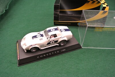 SCALEXTRIC CORVETTE L-88 WHITE C2525 decals applied