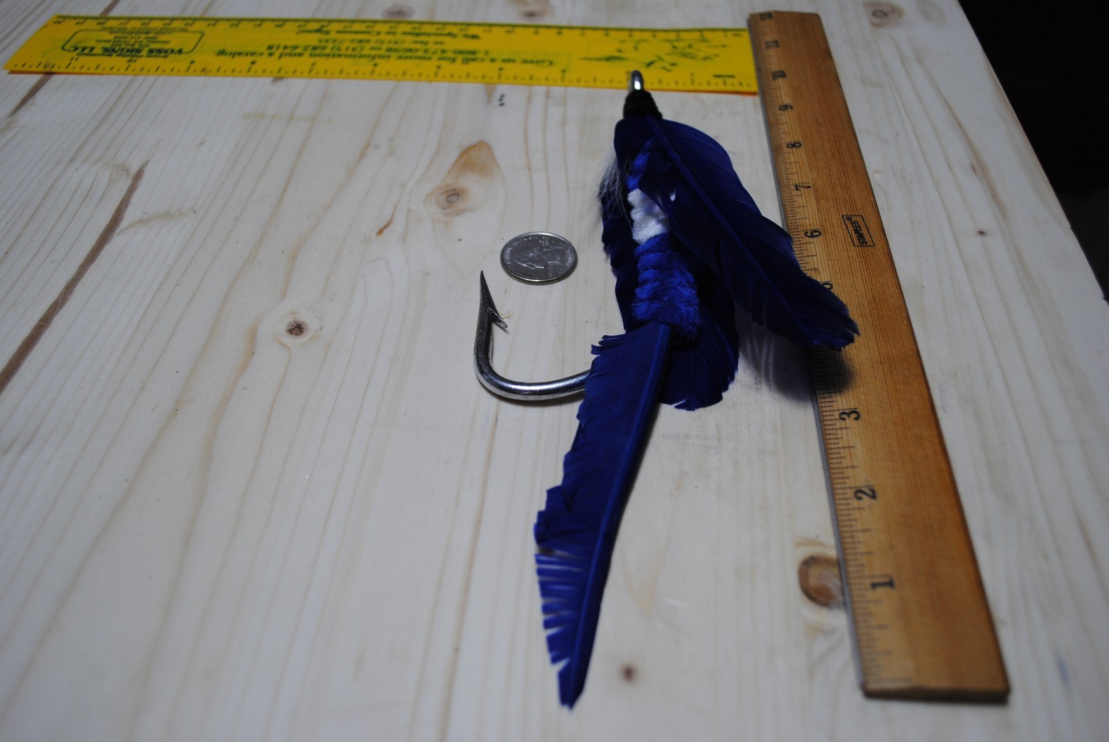 20/0 HUGE Decorative Fishing Fly Steel Feathers Trout Saltwater Wall Decor BLUE