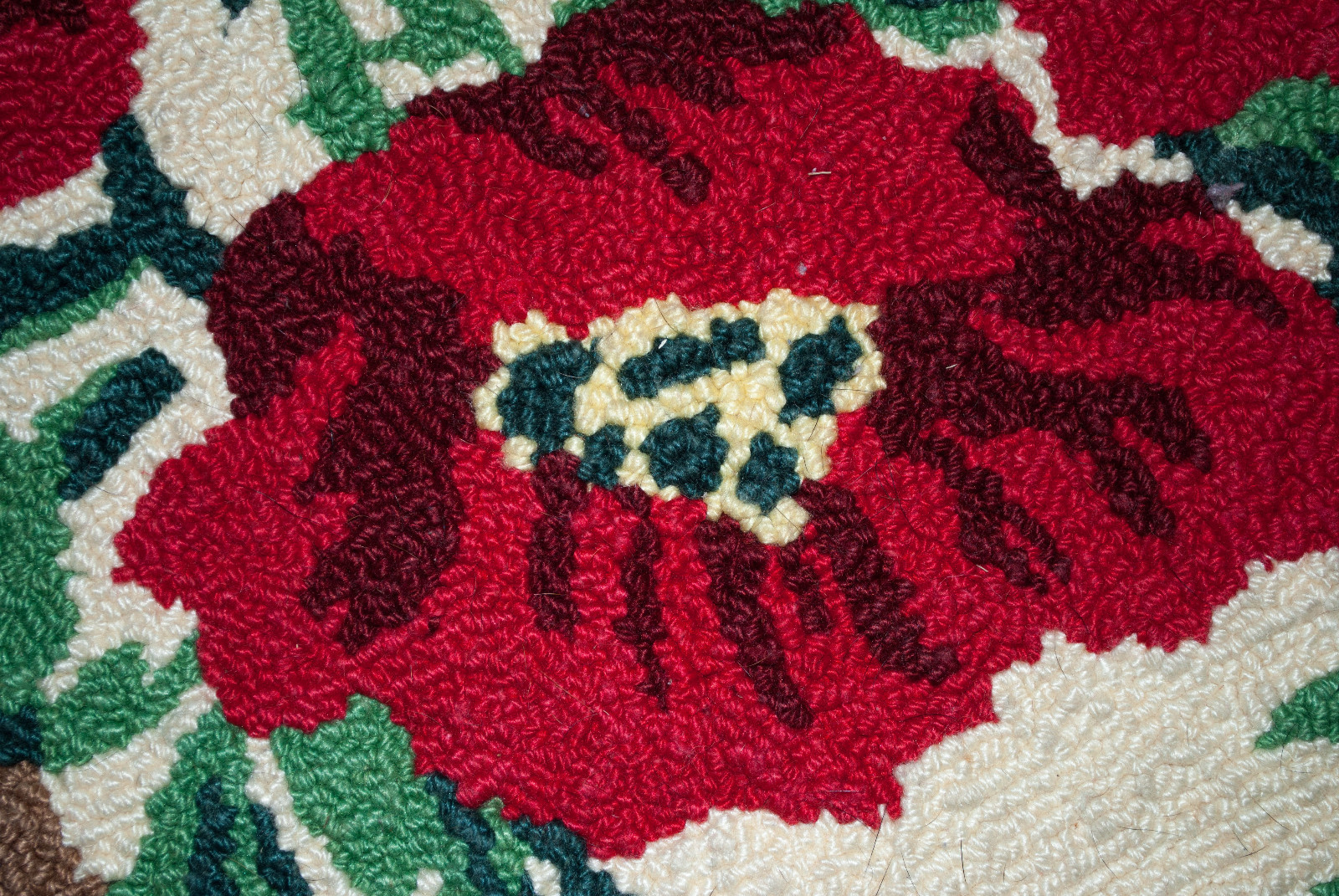 Vintage Hooked Wool Rug Multicolored Flowers 38-1/2