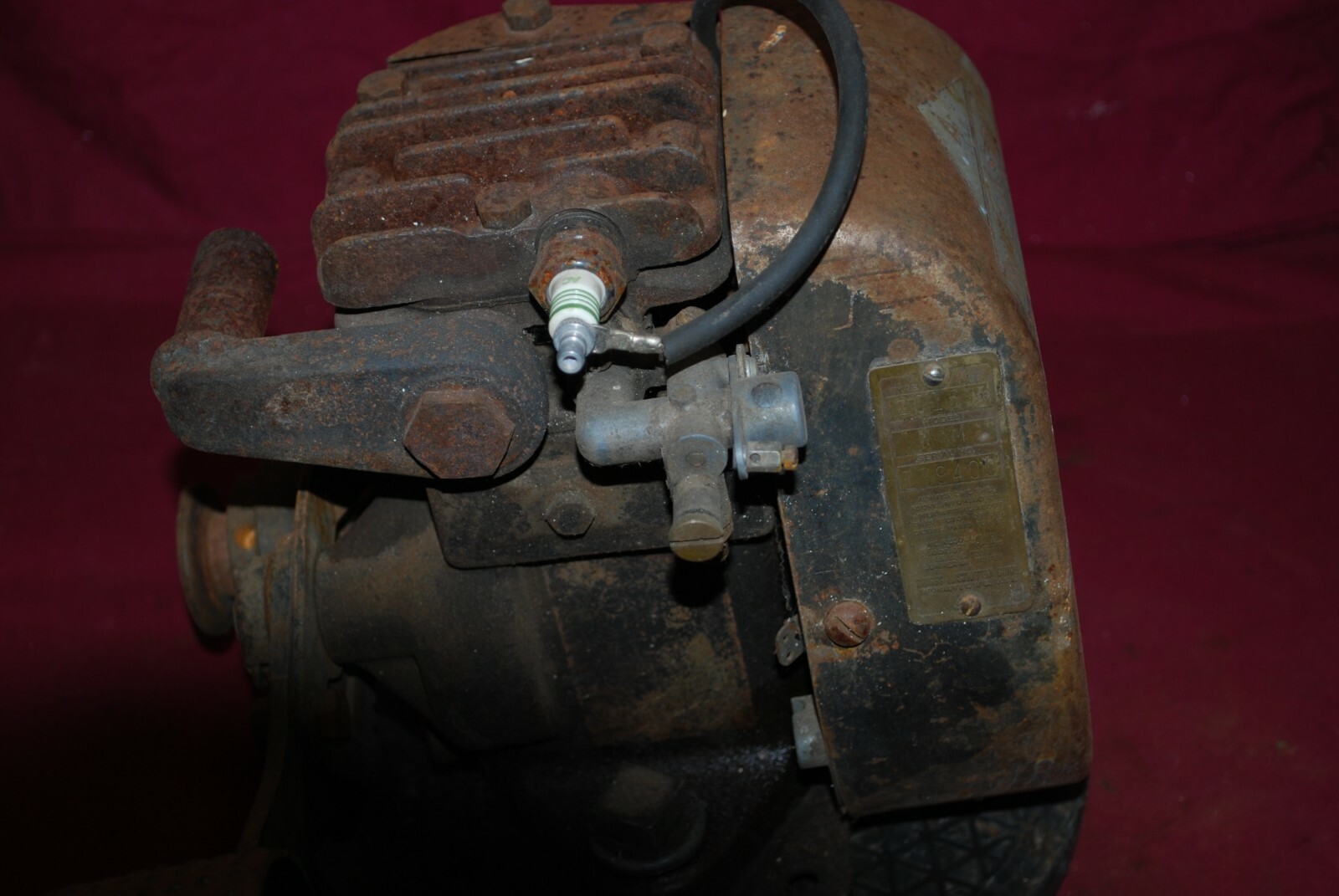 Briggs & Stratton Early WM Gas Engine Motor 1