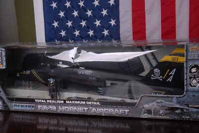 BBI Elite Force US Navy F/A-18 HORNET 1:18 Scale Limited Edition Jolly Rogers