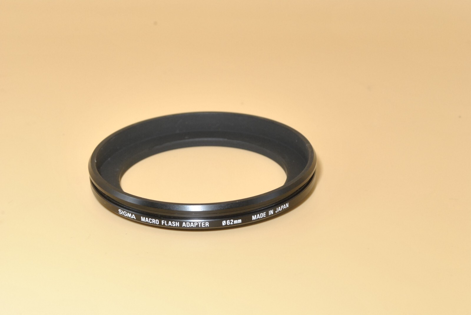 SIGMA マクロフラッシュアダプター 62mm wwzq1cm SIGMA 62mm Macro Flash Adapter | SIGMA Corporation of America