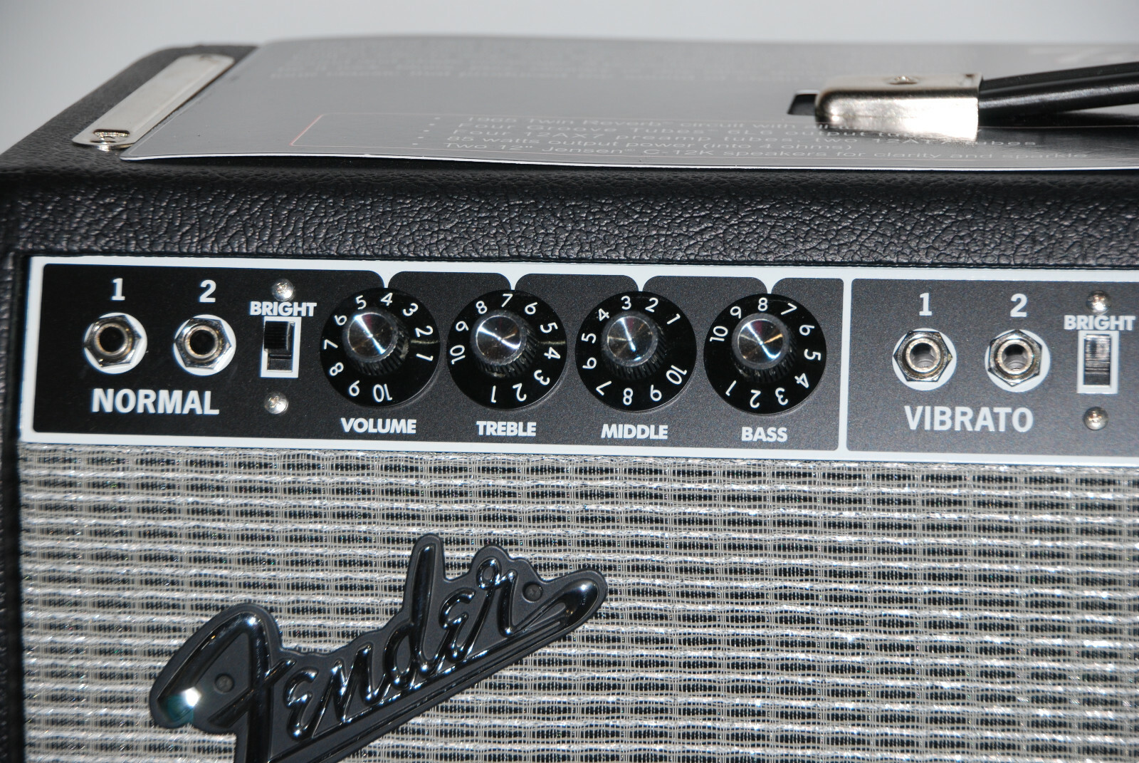 Fender Vintage Reissue '65 Twin Reverb 85 watt Guitar Amp