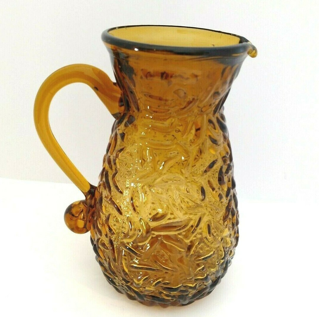 Vintage Amber Glass Beverage Pitcher Decorative Handle Sandwich Pattern 6