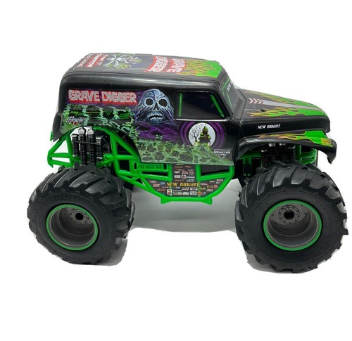 New Bright Grave Digger RC Monster Truck 2.4ghz USB No