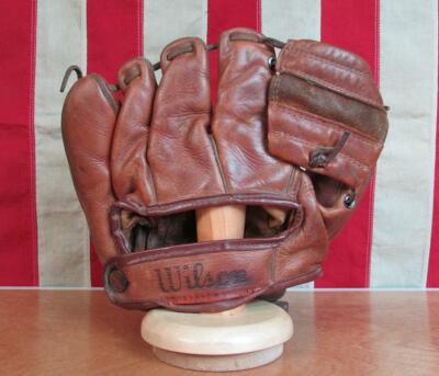 Vintage 1950s Wilson Leather Baseball Glove Fielders Mitt