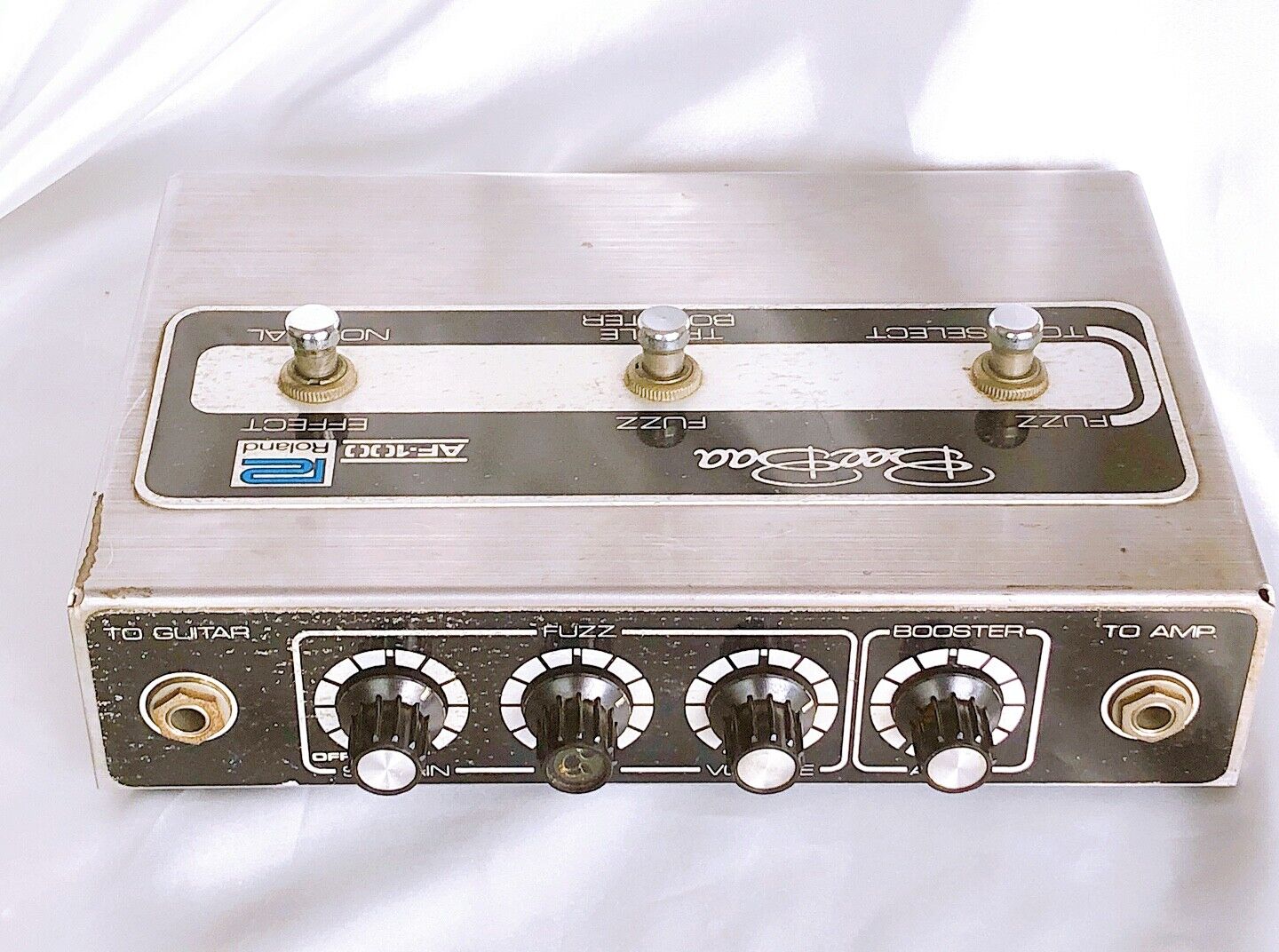 Roland AF-100 Bee Baa Fuzz and Treble Booster 1970s Vintage Roland AF-100 Bee Baa Fuzz and Treble Booster 1970s Vintage