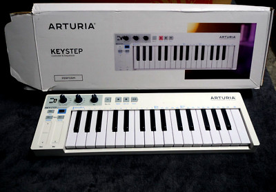 Arturia KeyStep 32-Key Controller & Sequencer USB/MIDI/CV Keyboard Controller