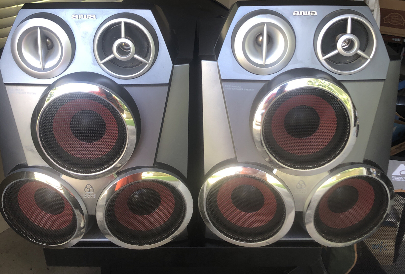 Ruff style feat bass reflex. Samsung 2 way bass reflex speaker system колонки. колонка triple drive. dc330 2way bass reflex. daewoo bass reflex speaker system размеры.