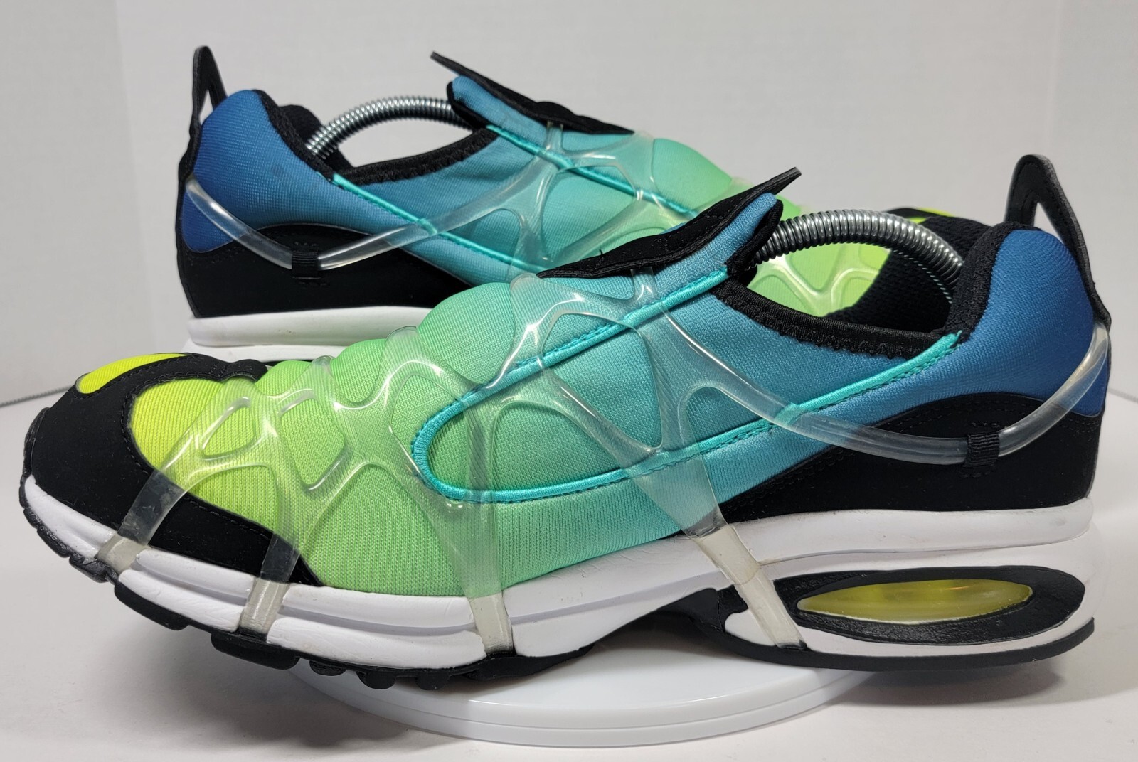 靴 nike air kukini green Neon Green Hits Arrive On The Nike Air Kukini