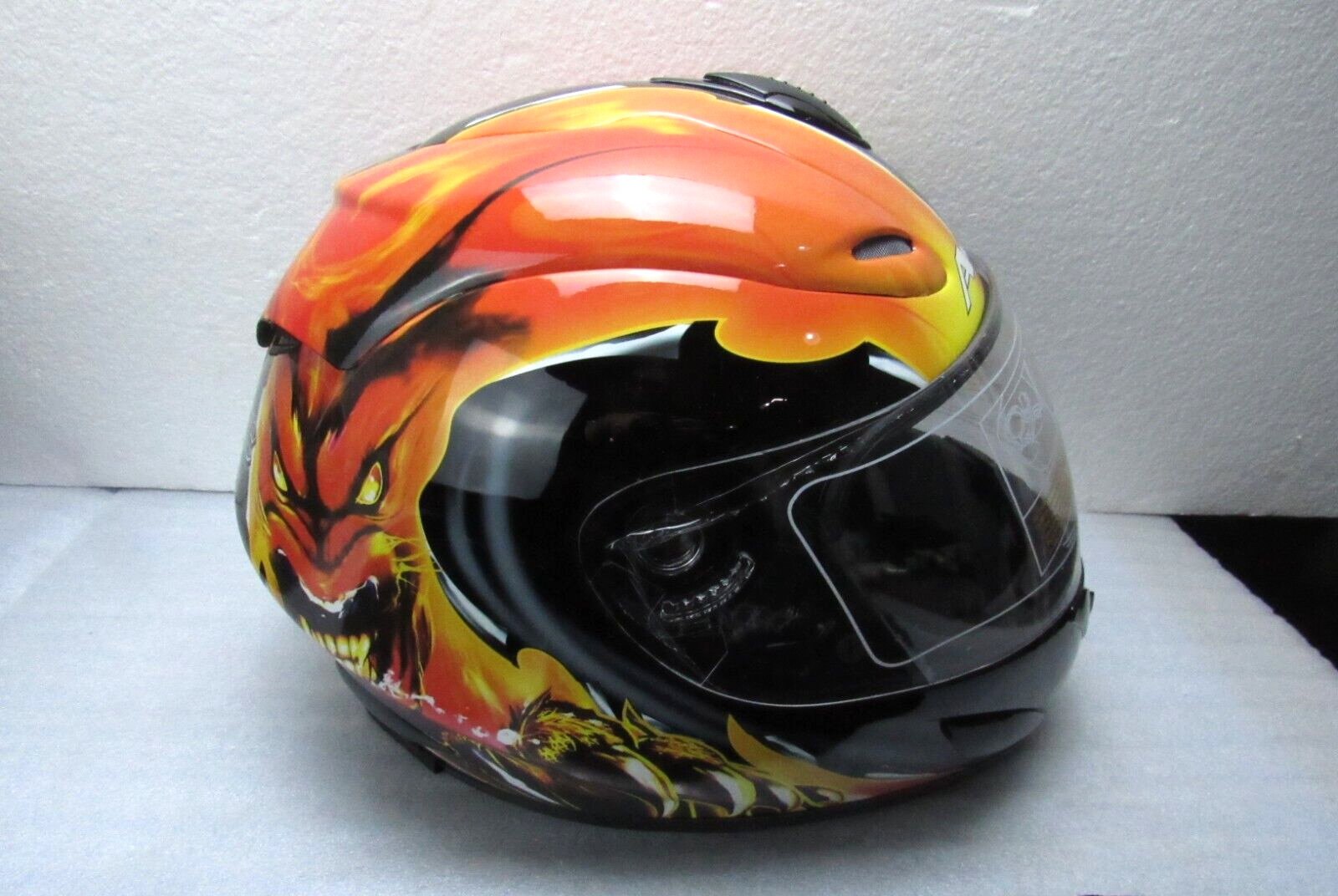 トリプルエイト GOTHAM HELMET ORANGE RUBBER L/XL TRIPLE EIGHT GOTHAM HELMET ORANGE RUBBER : L/XL (23.25-24 in
