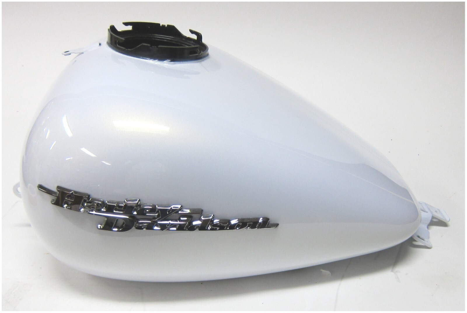 Harley-Davidson 純正　タンクエンブレム　FLHXS Harley-Davidson 純正 タンクエンブレム FLHXS 38-0626 ハーレー