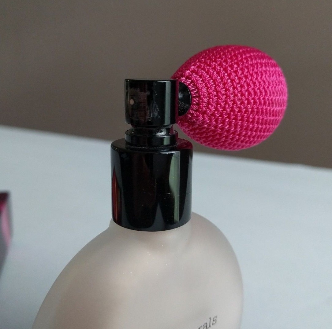 Bare Minerals Bare Escentuals NEW Body Lingerie Luminous Body SHimmer Vanilla