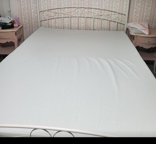 Zinus 12 Inch Gel-infused Green Tea Memory Foam Mattress, Queen