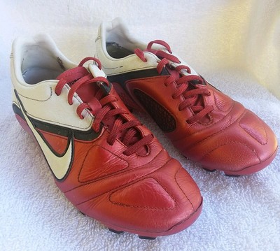 youth size 6 baseball cleats