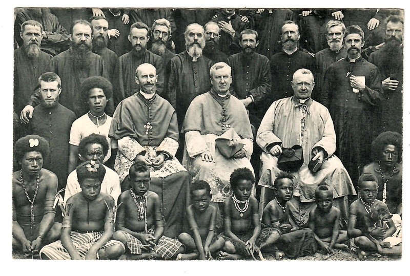 Cpa Papouasie [Yule] Jubile Episcopal De Mgr De Boismenu