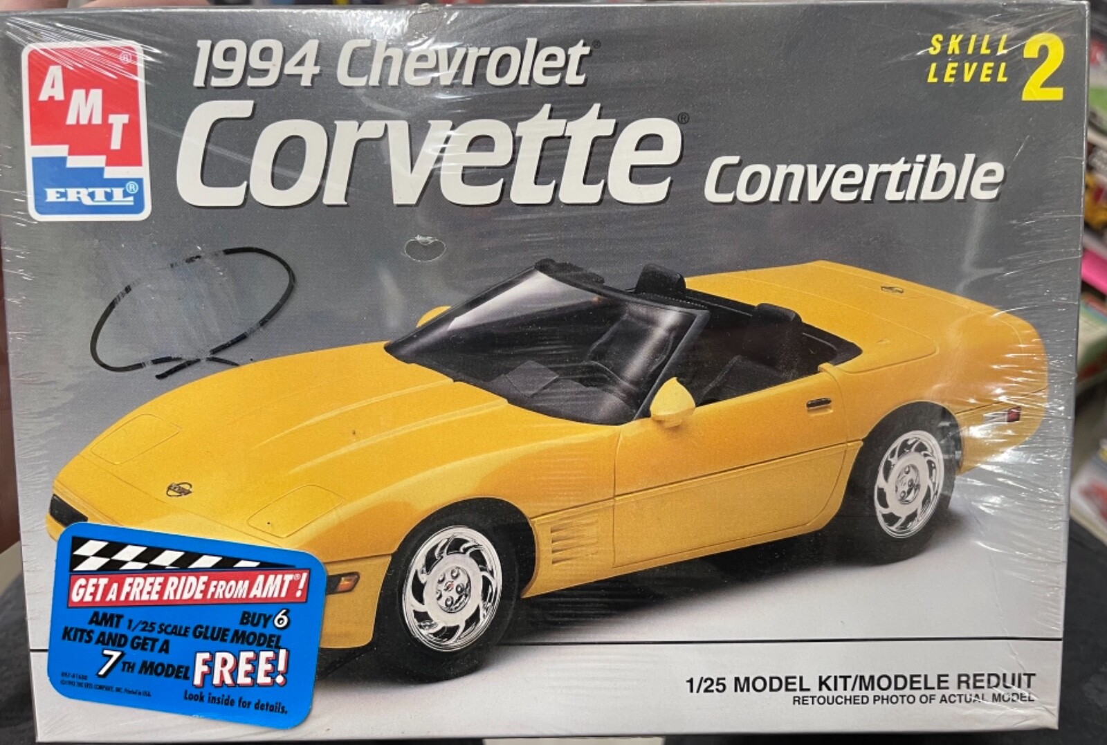 ℳ. AMT 8073 1994 Chevy Corvette Convertible kit 1/25 McM FS | eBay