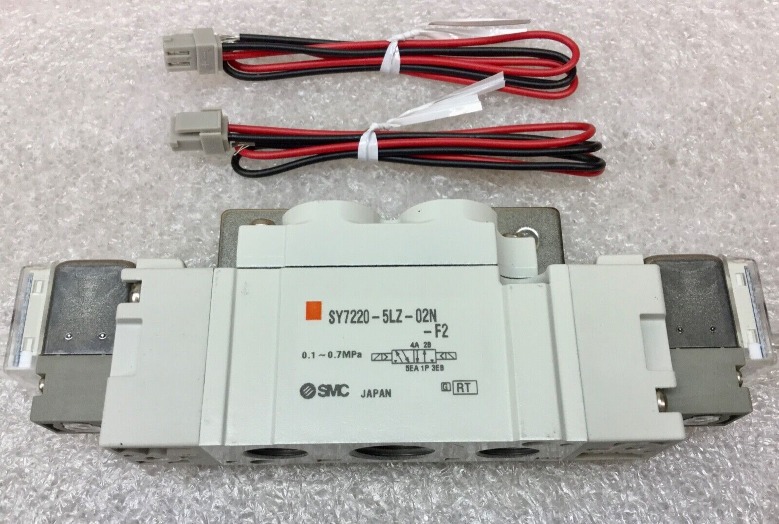 SMC SY7220-5LZ-02N-F2 1/4 DOUBLE SOLENOID VALVE 0.1-0.7 MPA NEW IN PKG $ 57