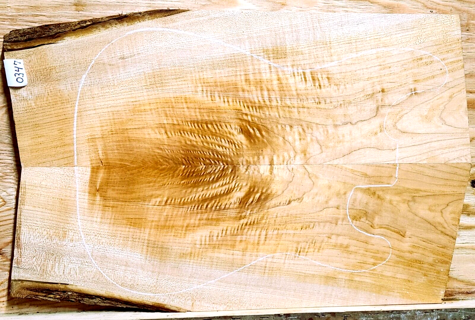 カーリーメイプル Figured Flame Curly Maple Wood 0347 Luthier CARVED TOP