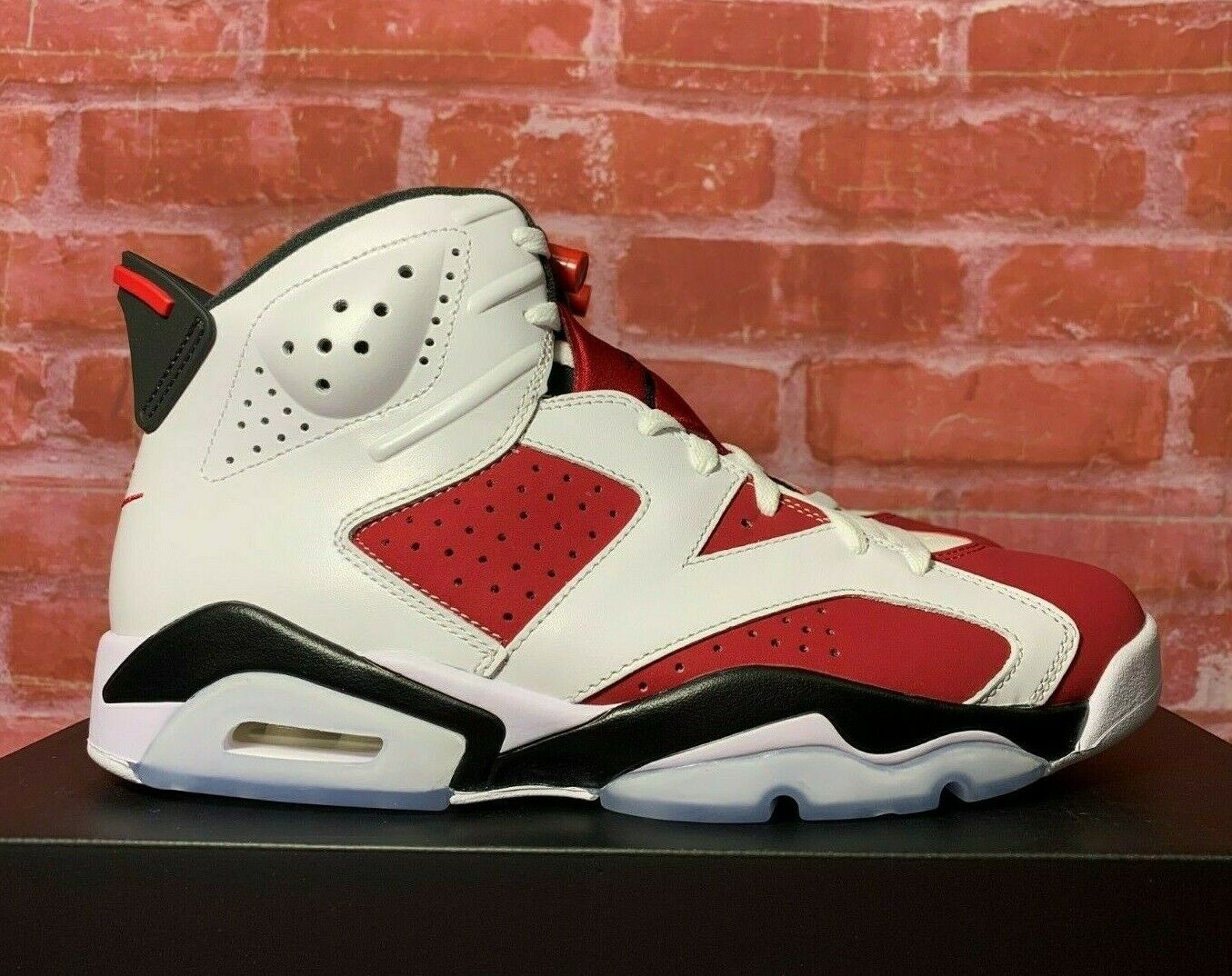 NIKE AIR JORDAN 6 RETRO CARMINE 2021 B-GRADE CT8529-106 NIKE AIR JORDAN 6 RETRO CARMINE 2021 B-GRADE CT8529-106