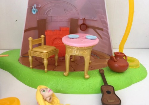 Disney Polly Pocket Magic Clip Rapunzel's Tower With 5 Dolls & Accessories