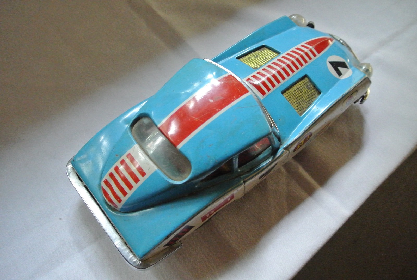 JAGUAR E-TYPE COUPE (TIN)