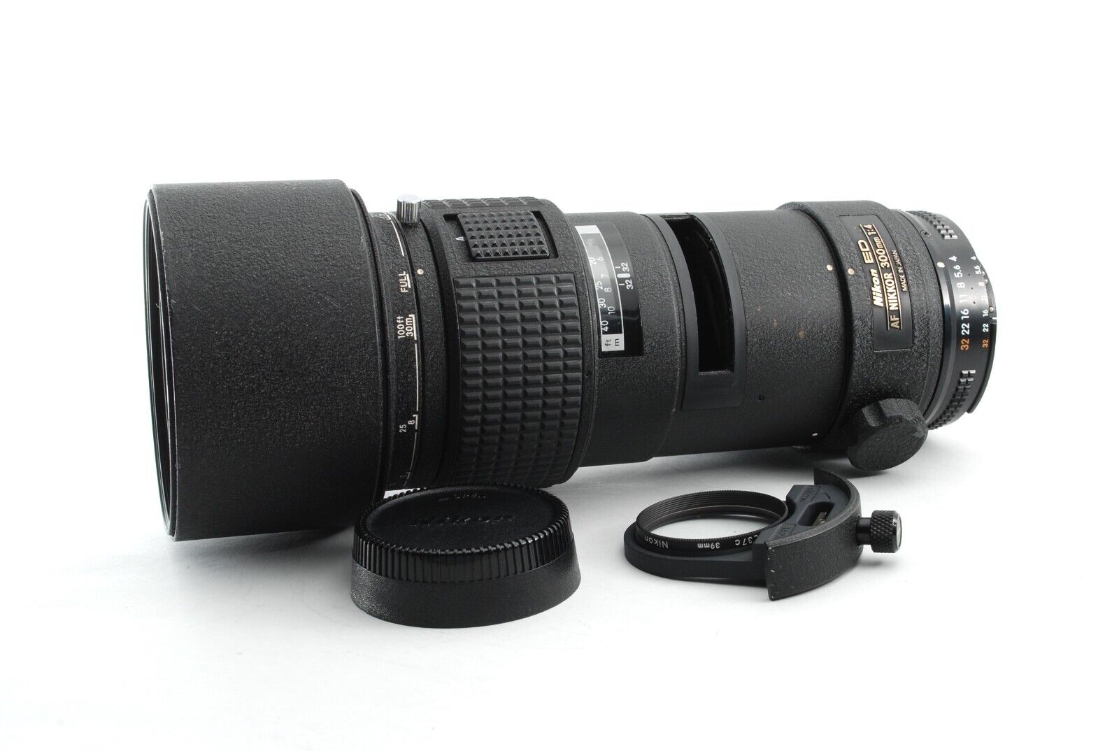 Nikon AF NIKKOR 300mm f/4 ED IF Telephoto Prime Lens From Nikon AF NIKKOR 300mm f/4 ED IF Telephoto Prime Lens From