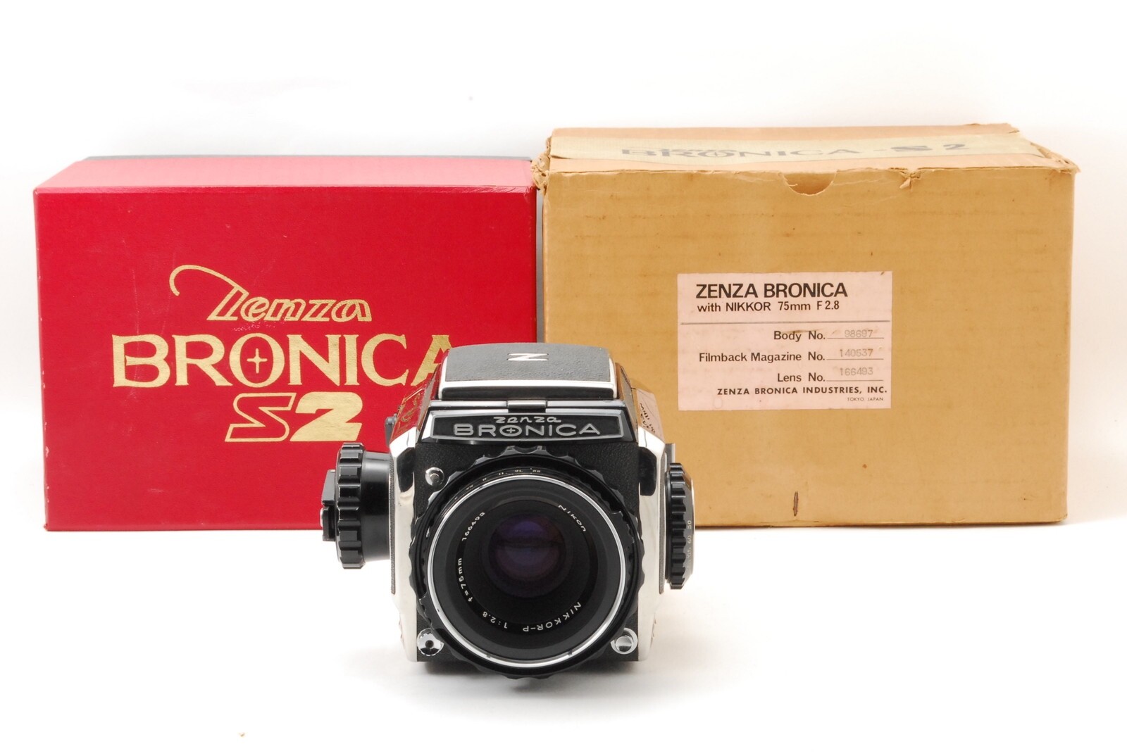 ZENZA BRONICA S2 ブラック NIKKOR-P 75 2.8 Near MINT w/Strap] Zenza Bronica S2 Black Camera Nikkor-P