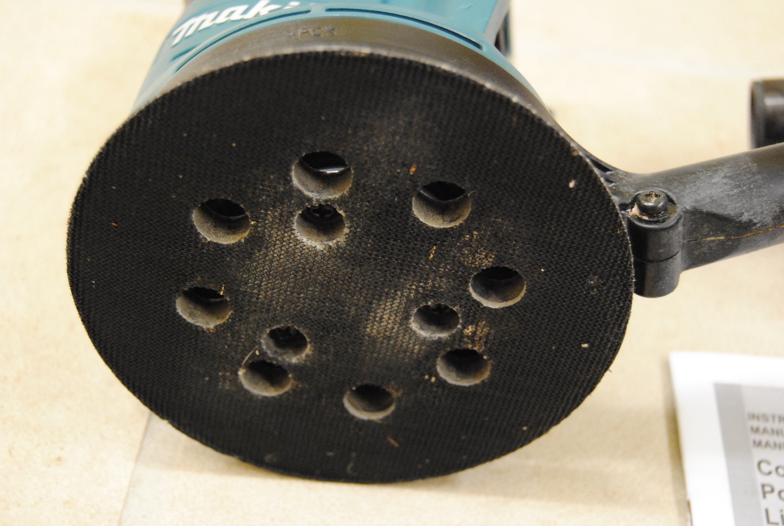 Makita XOB01Z 18V LXT Lithium-Ion Cordless 5'' Random Orbit Sander Bare Tool