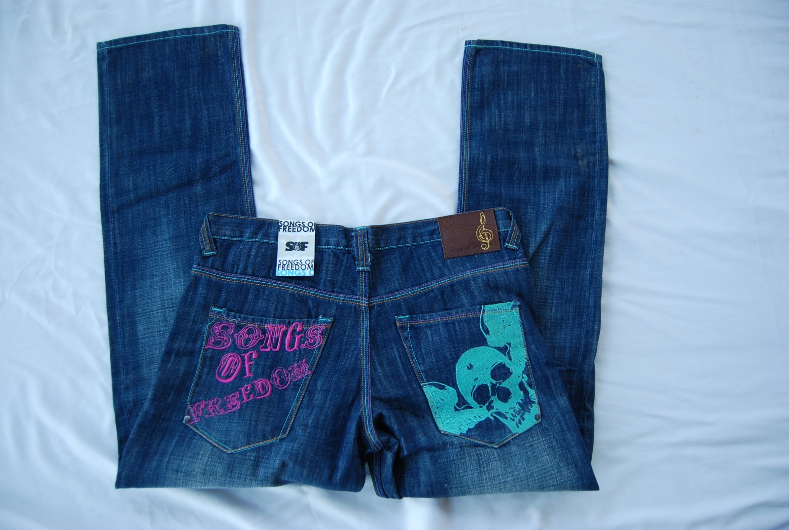 NWT Blue Denim SONGS OF FREEDOM Slim FitEmbroidered Skull