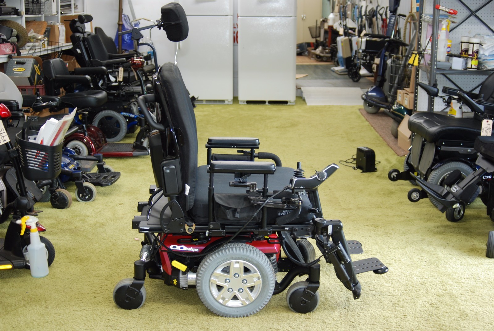 Quantum WHEELCHAIR Q6 Edge with Tilt, Elevating Leg Rest