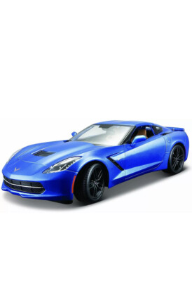 Maisto 2014 Chevrolet Corvette Stingray Z51 2020 Special Edition 31677