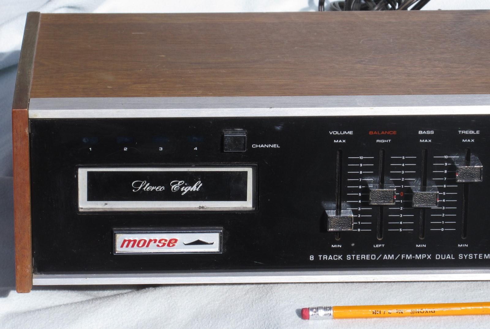 Vintage MORSE T600-A 8 Track AM/FM-MPX Dual Stereo System w/PHONO Cleaned/TESTED