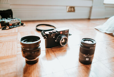 Leica M Typ 240 (24.0MP) Black Camera Kit with 3 Lenses, Strap, and 2 Batteries