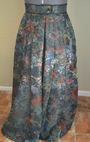 Vintage dirndl Gossl skirt Austria size 38 skirt Oktoberfest