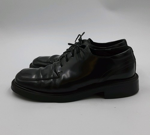 Bostonian Strada Men's Black Leather square toe oxfords