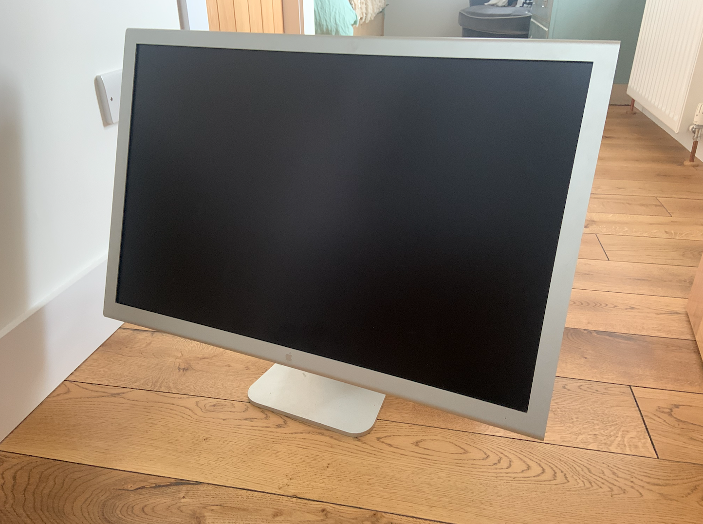 Apple 30 Inch Cinema Display, Power Brick and Box | eBay Apple 30 Inch Cinema Display, Power Brick and Box | eBay