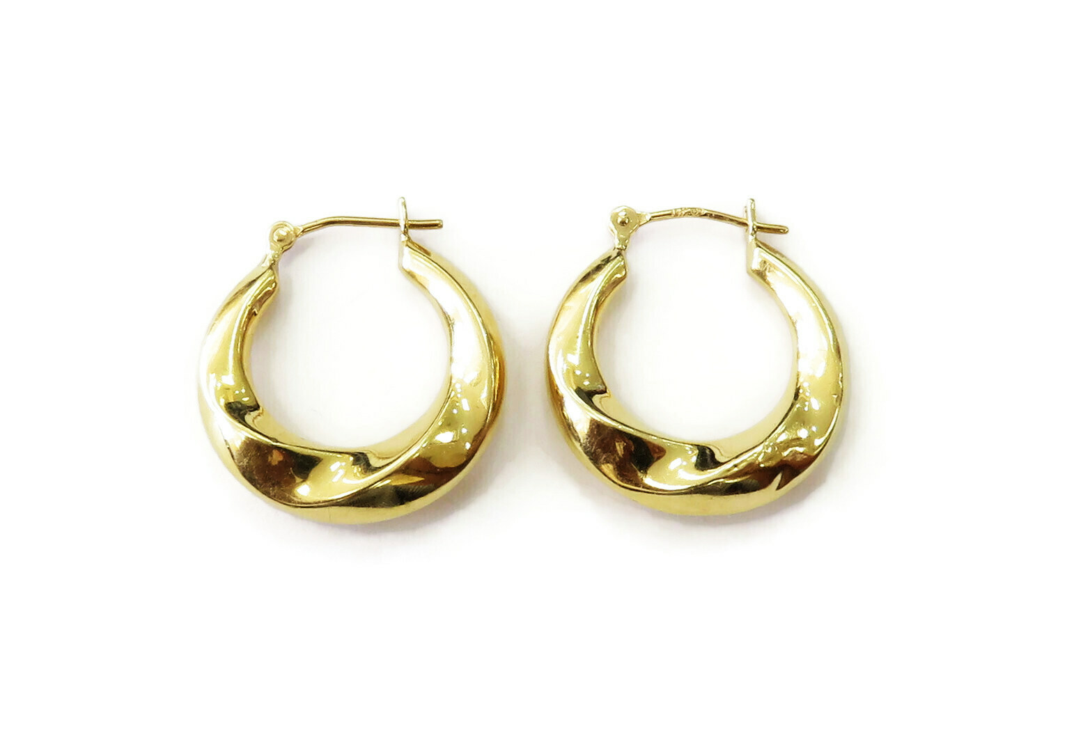 【Monday Edition】SHINY RING HOOP EARRINGS Signature Hoop Earrings – Monday Monarch