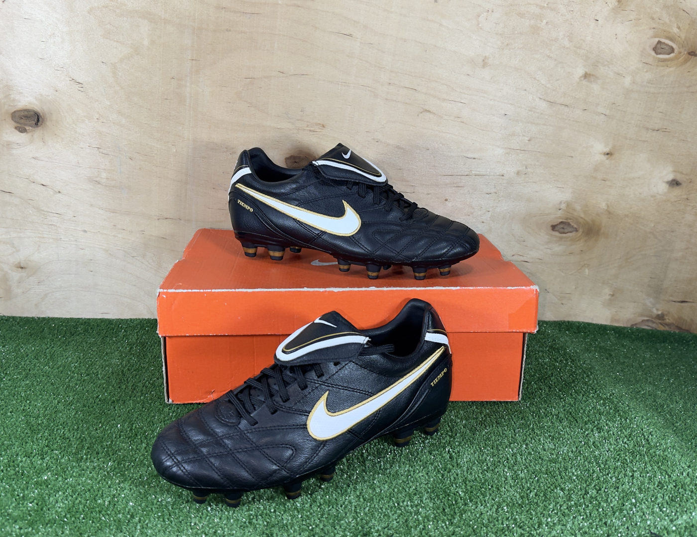 Nike Tiempo Mystic III FG 366180-018 Black boots Cleats mens Football/Soccers