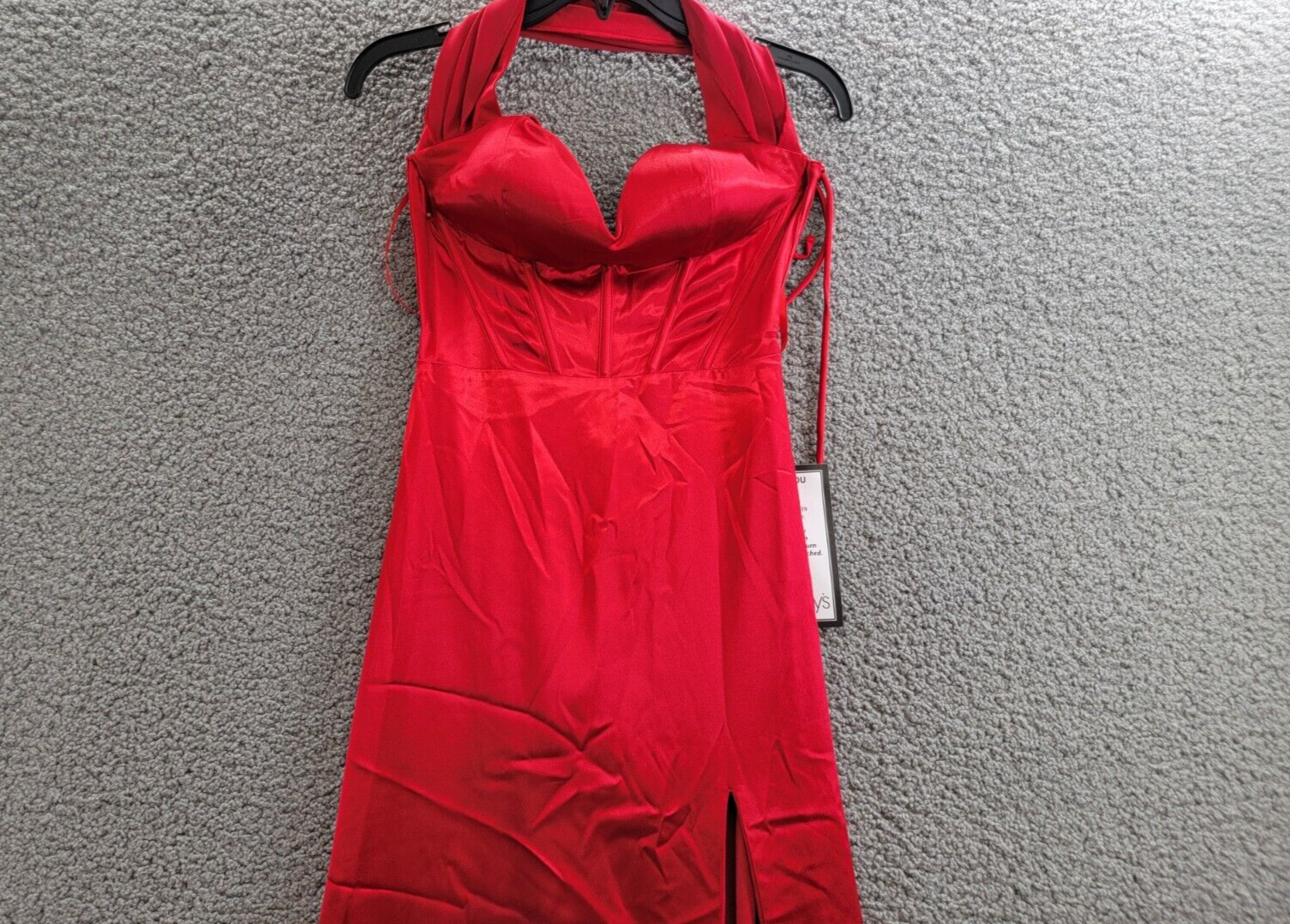 Blondie Nites Draped Lace-Up Satin Gown Juniors' 3 Red Back Lace Zip Closure - Picture 3 of 15
