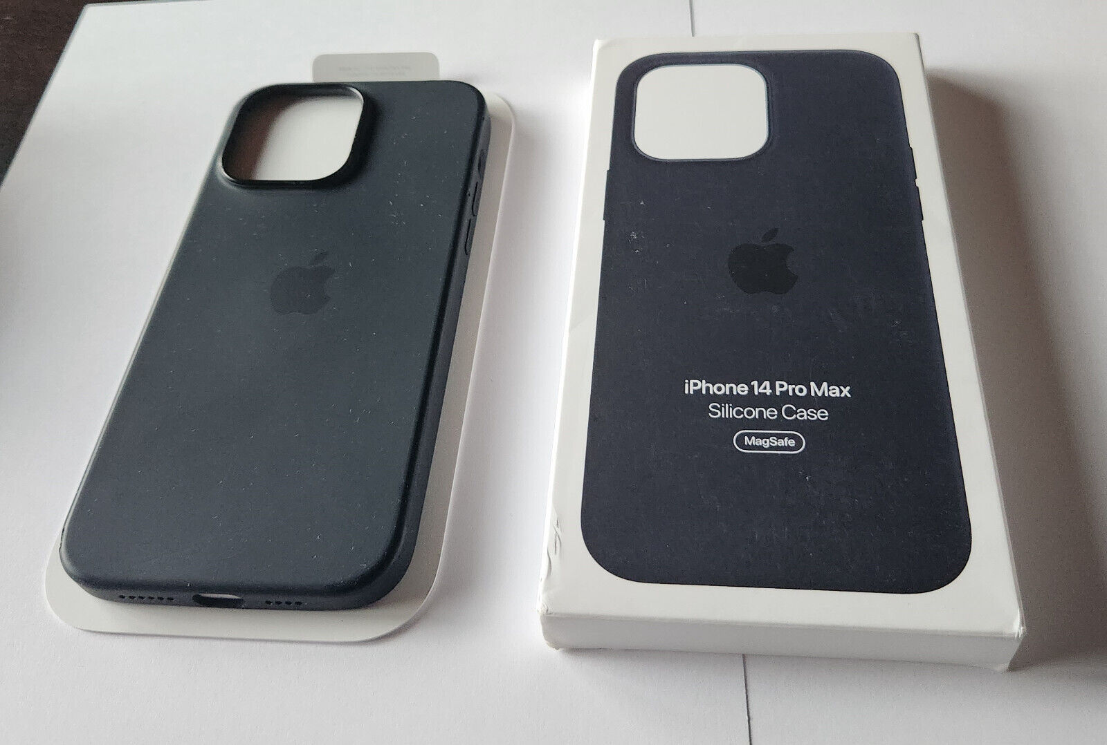USED Original MIDNIGHT Apple iPhone 14 Pro Max MagSafe USED Original MIDNIGHT Apple iPhone 14 Pro Max MagSafe