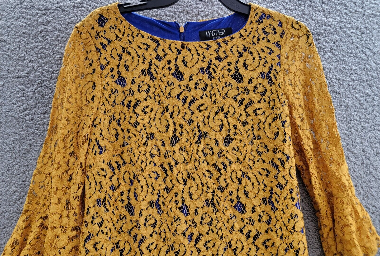 Kasper Lace Bell Sleeve Sheath Dress Women's S Gold/Royal Blue Back Zip Closure - Picture 3 of 17