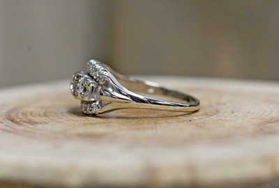 14Kt White Gold Vintage Diamond Ring Size 10