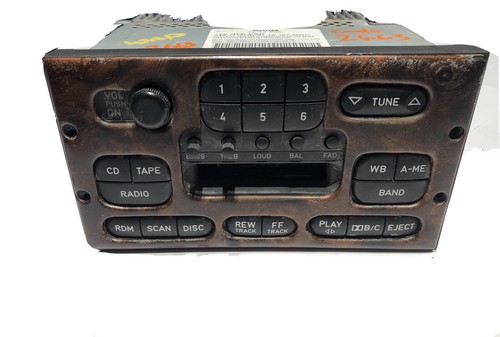 SAAB CLARION OEM AM/FM RADIO STEREO CASSETTE PLAYER 4224929